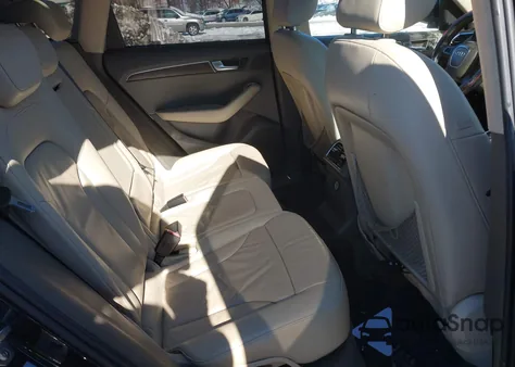 2010 Audi Q5 3.2 Premium из США, поврежденный, VIN WA1LKAFP1AA014075